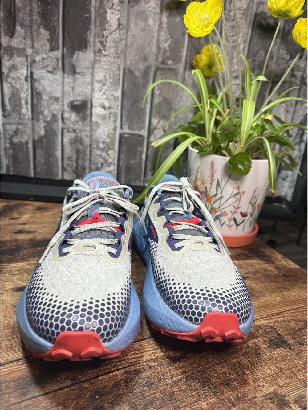 Brooks Caldera 6 Blue/Gray/Red Geometric Low Top Lace-Up Men's Sneaker